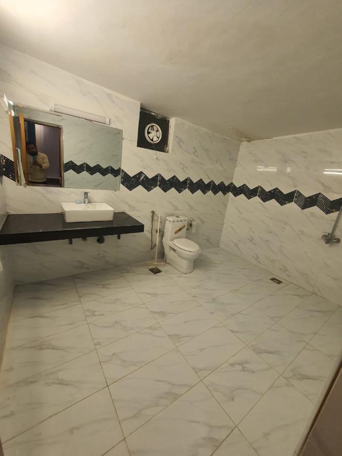Rose Valet Guest House Iszlámábád Kültér fotó