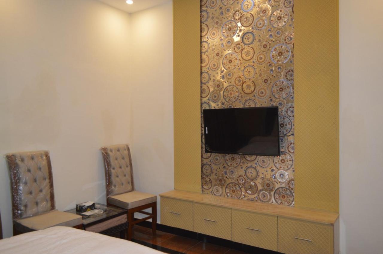 Rose Valet Guest House Iszlámábád Kültér fotó